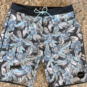 RVCA Floral Board Shorts Mens Size 34